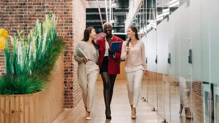 MODELO DE TCC DE DIREITO